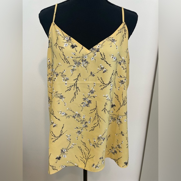 Ann Taylor Factory Tops - NWT - Ann Taylor Yellow Floral Print Cami Top - Size L